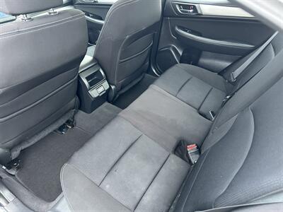 2018 Subaru Legacy 2.5i Premium   - Photo 13 - Butler, PA 16001