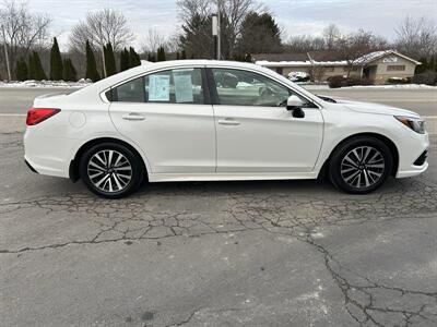2018 Subaru Legacy 2.5i Premium   - Photo 4 - Butler, PA 16001