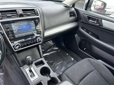 2018 Subaru Legacy 2.5i Premium   - Photo 10 - Butler, PA 16001