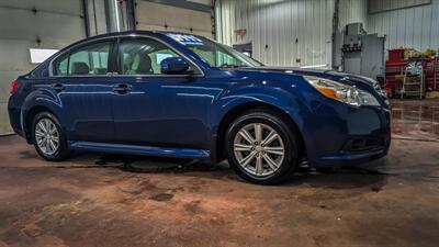 2011 Subaru Legacy 2.5i Premium   - Photo 5 - Butler, PA 16001