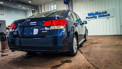 2011 Subaru Legacy 2.5i Premium   - Photo 4 - Butler, PA 16001