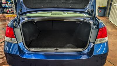 2011 Subaru Legacy 2.5i Premium   - Photo 18 - Butler, PA 16001