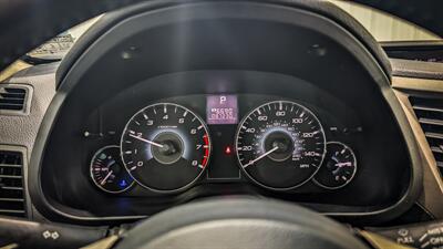 2011 Subaru Legacy 2.5i Premium   - Photo 19 - Butler, PA 16001