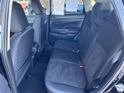 2015 Mitsubishi Outlander Sport SE  AWD - Photo 12 - Butler, PA 16001
