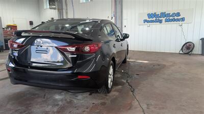 2017 Mazda MAZDA3 Sport   - Photo 4 - Butler, PA 16001