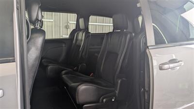 2016 Dodge Grand Caravan SXT Plus   - Photo 12 - Butler, PA 16001