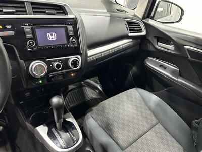 2015 Honda Fit LX   - Photo 10 - Butler, PA 16001