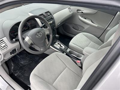 2010 Toyota Corolla LE   - Photo 8 - Butler, PA 16001
