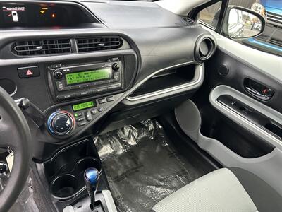 2014 Toyota Prius c Two   - Photo 9 - Butler, PA 16001