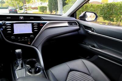 2018 Toyota Camry SE   - Photo 26 - Pasadena, CA 91107