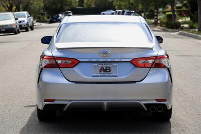 2018 Toyota Camry SE   - Photo 8 - Pasadena, CA 91107