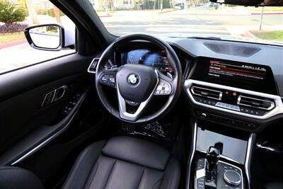 2019 BMW 3 Series 330i Premium/Convenience/Driving Assist Packages   - Photo 26 - Pasadena, CA 91107