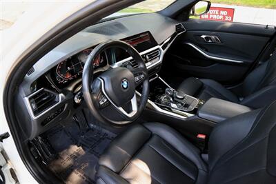 2019 BMW 3 Series 330i Drivers Assist/Convenience Packages   - Photo 17 - Pasadena, CA 91107