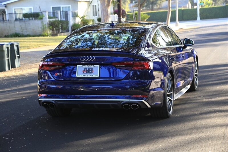 2018 Audi S5 Sportback Prestige photo 9