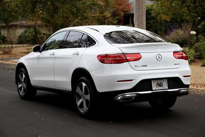 2019 Mercedes-Benz GLC GLC300 4MATIC Coupe Premium & Multimedia Packages   - Photo 7 - Pasadena, CA 91107