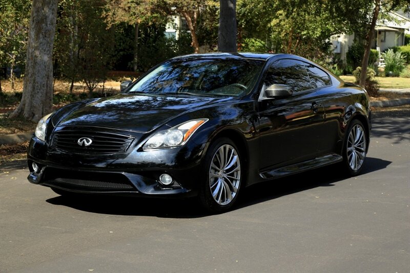 2015 INFINITI Q60 Coupe S photo 2