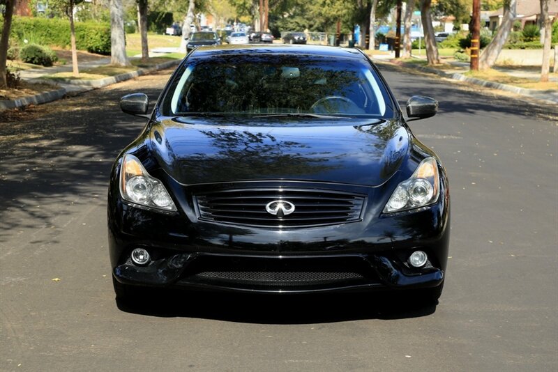 2015 INFINITI Q60 Coupe S photo 3