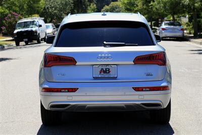 2018 Audi Q5 2.0T quattro Premium Plus CLEAN TITLE   - Photo 8 - Pasadena, CA 91107