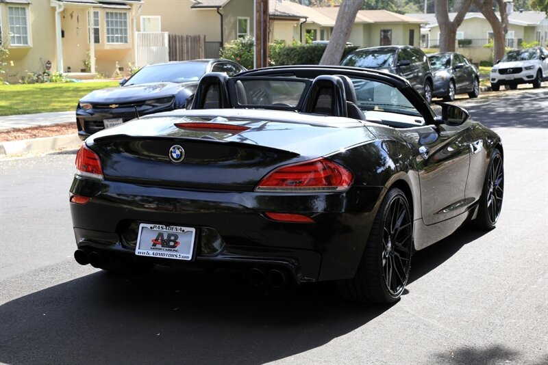 2015 BMW Z4 sDrive35i photo 10