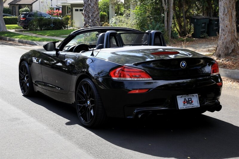 2015 BMW Z4 sDrive35i photo 6