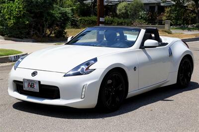 2018 Nissan 370Z Roadster   - Photo 2 - Pasadena, CA 91107