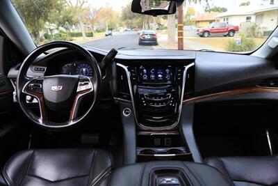 2019 Cadillac Escalade ESV 4WD Luxury   - Photo 18 - Pasadena, CA 91107