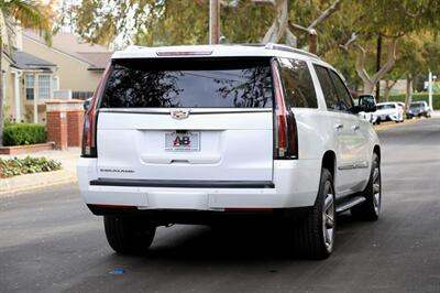 2019 Cadillac Escalade ESV 4WD Luxury   - Photo 10 - Pasadena, CA 91107