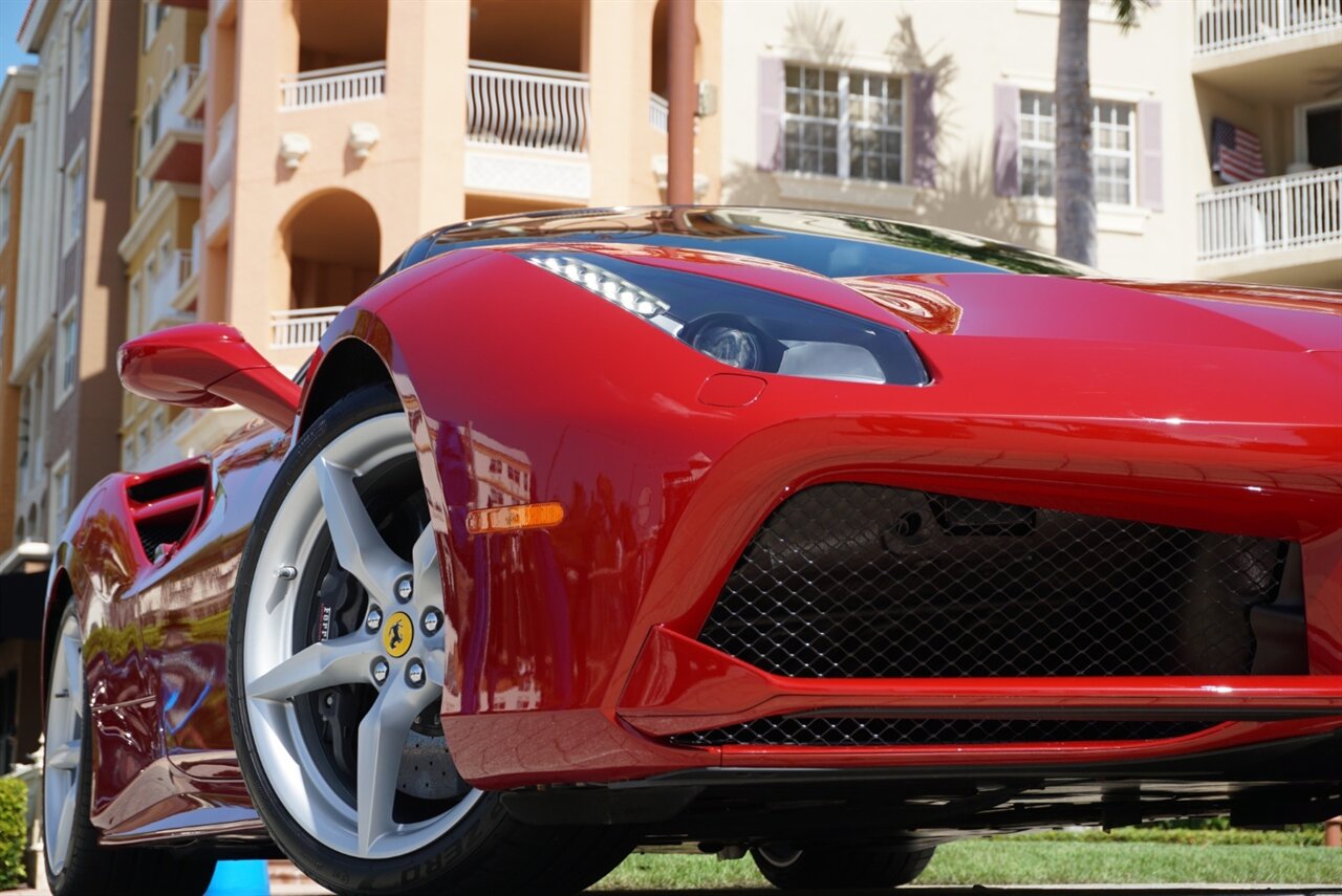 2019 Ferrari 488 GTB   - Photo 25 - Naples, FL 34104
