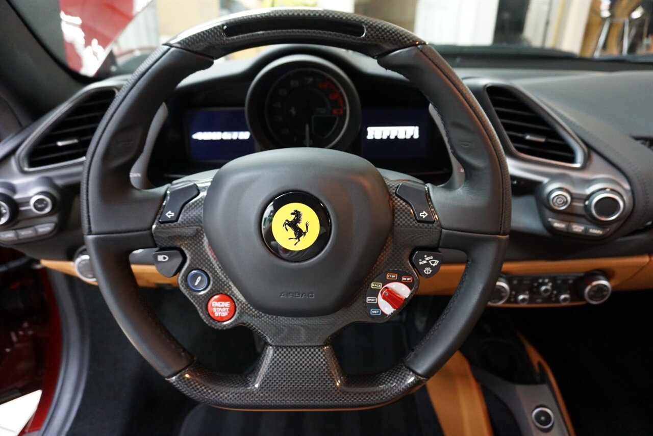 2019 Ferrari 488 GTB   - Photo 12 - Naples, FL 34104