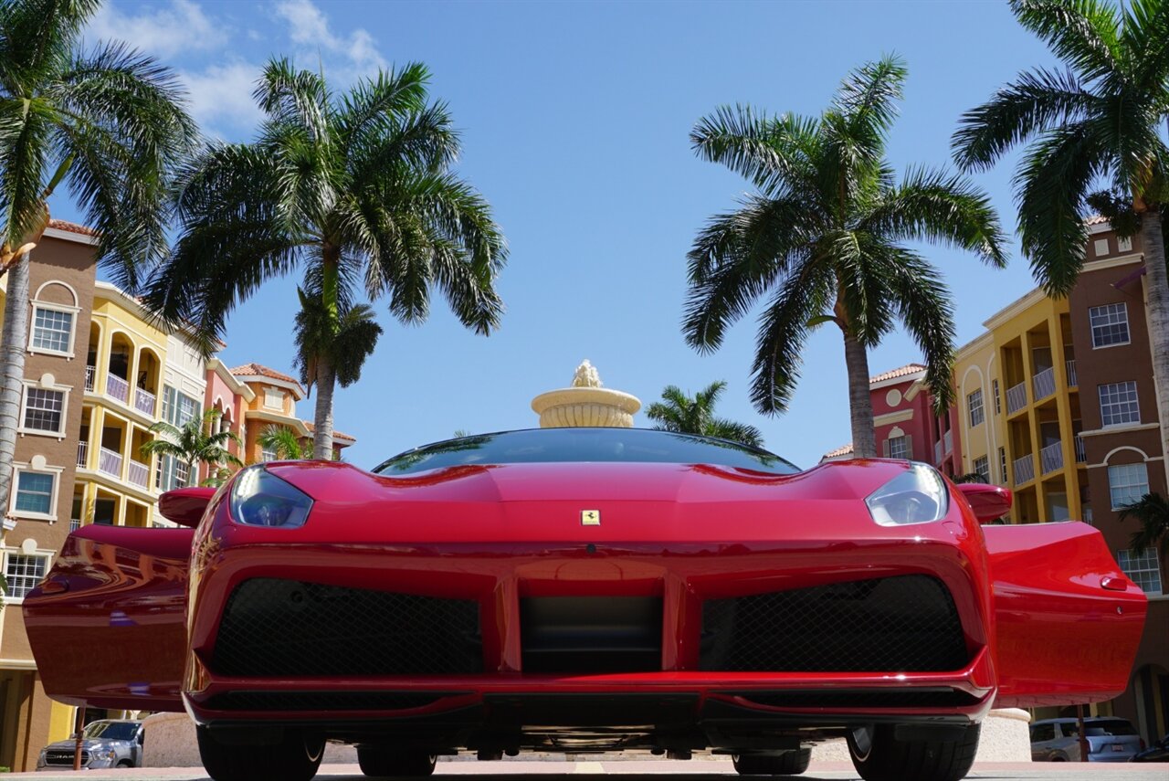 2019 Ferrari 488 GTB   - Photo 30 - Naples, FL 34104