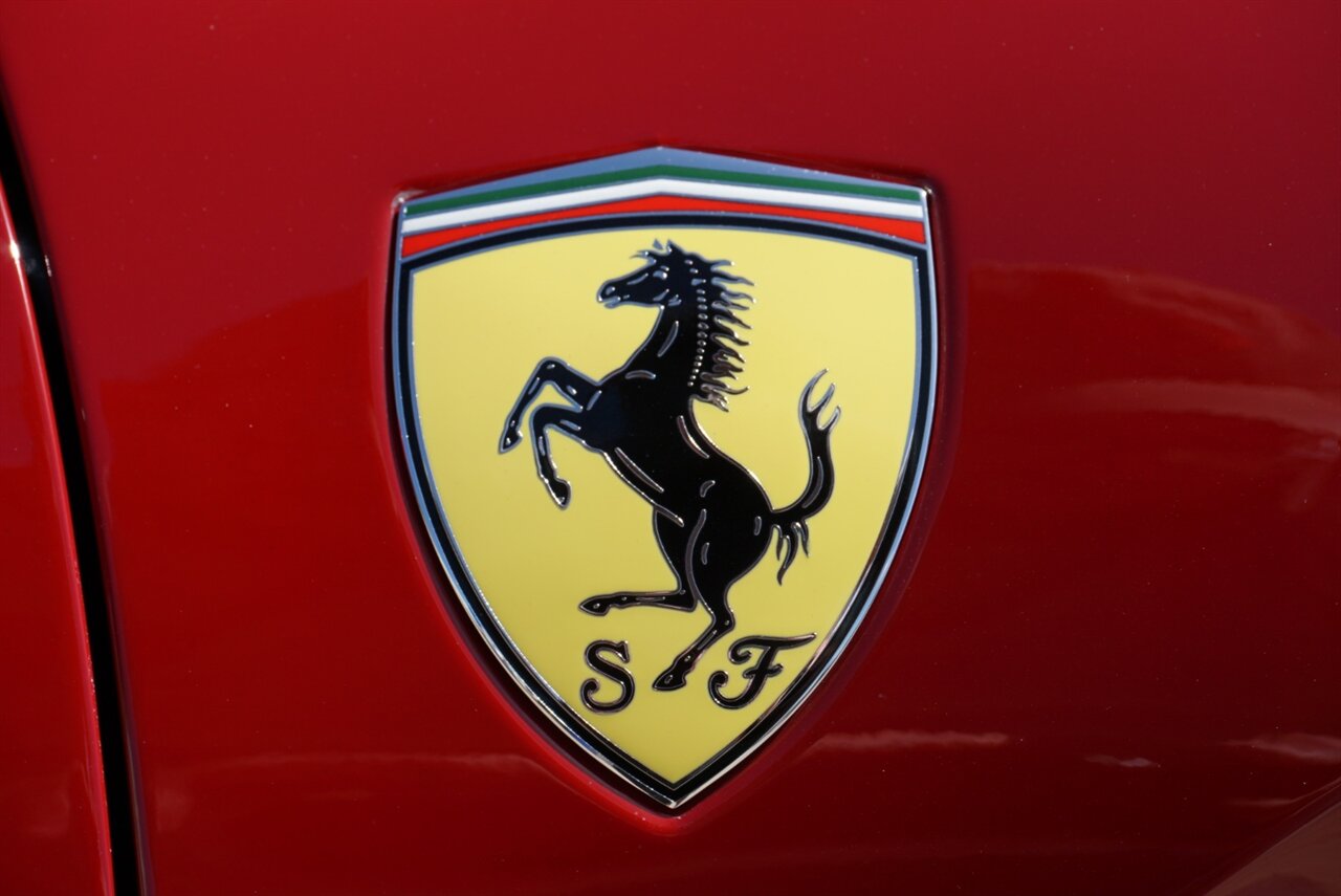 2019 Ferrari 488 GTB   - Photo 35 - Naples, FL 34104