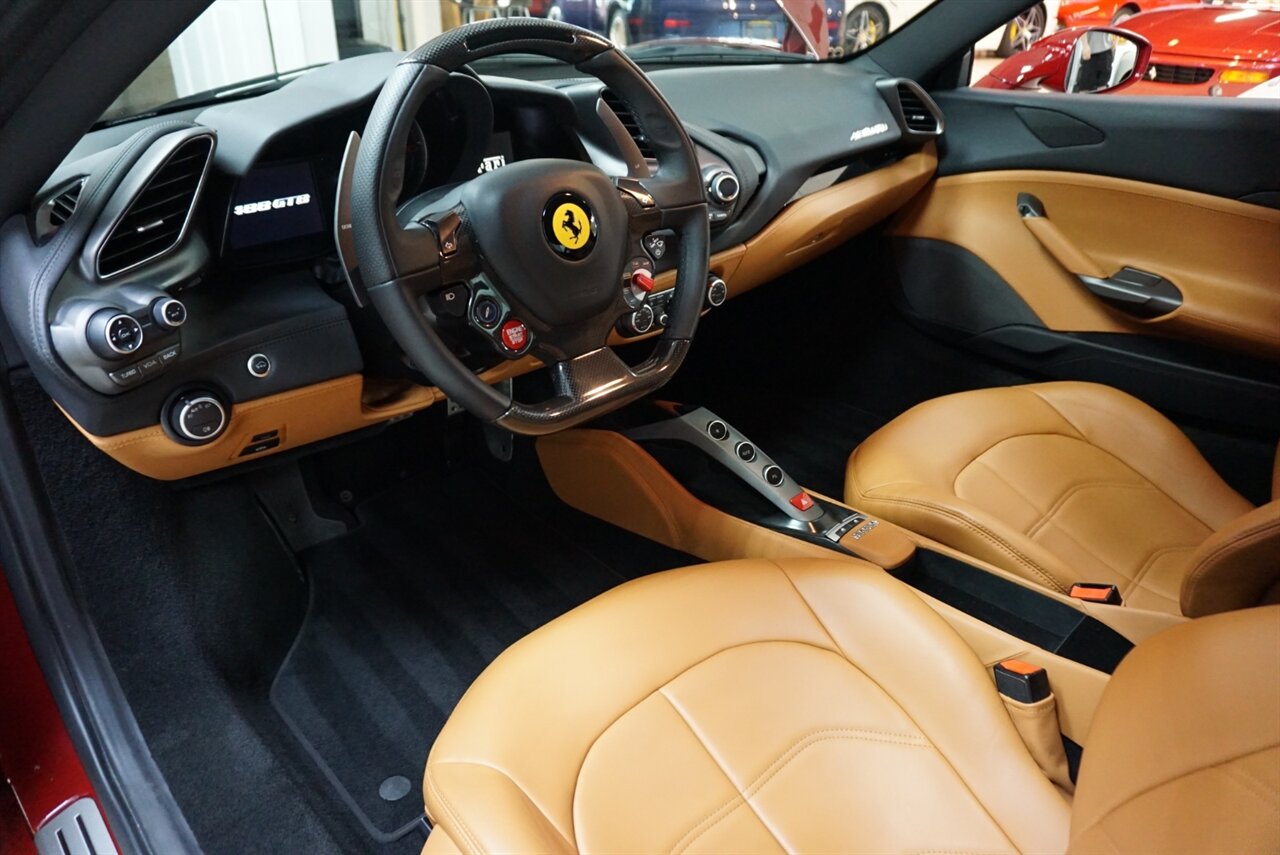 2019 Ferrari 488 GTB   - Photo 2 - Naples, FL 34104