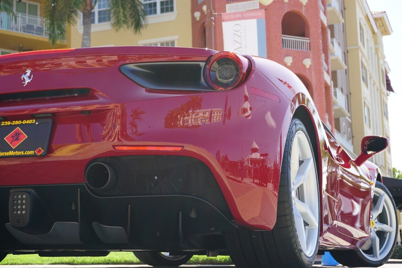 2019 Ferrari 488 GTB   - Photo 42 - Naples, FL 34104