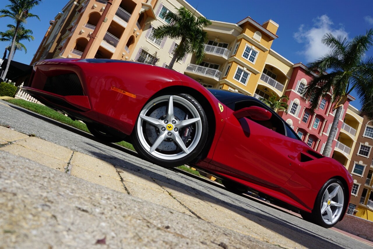 2019 Ferrari 488 GTB   - Photo 58 - Naples, FL 34104