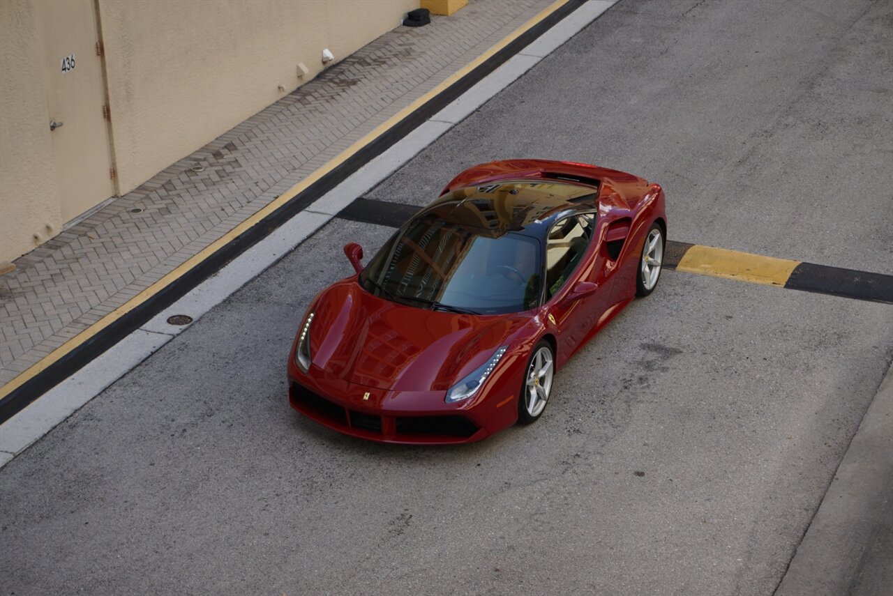 2019 Ferrari 488 GTB   - Photo 61 - Naples, FL 34104