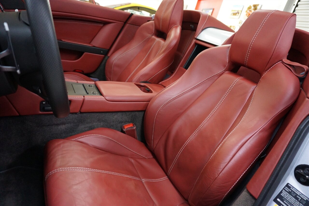 2007 Aston Martin Vantage Roadster   - Photo 11 - Naples, FL 34104