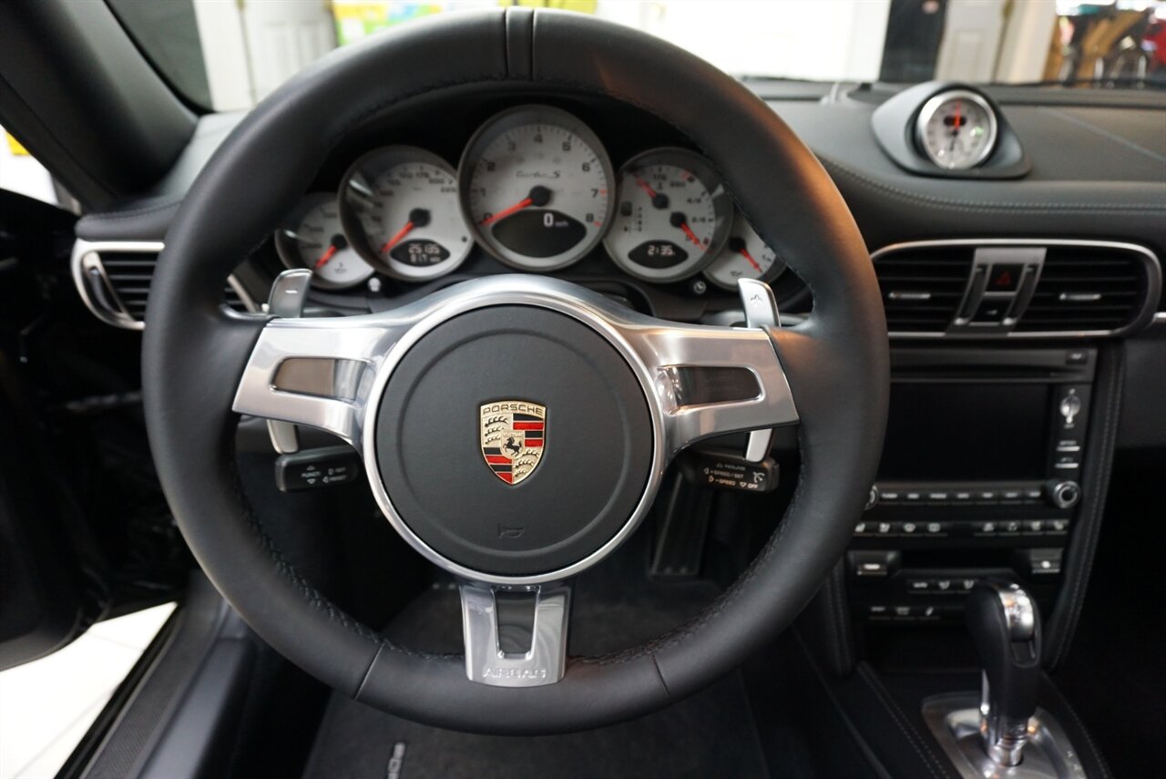 2013 Porsche 911 Turbo S - Photo 13 - Naples, FL 34104