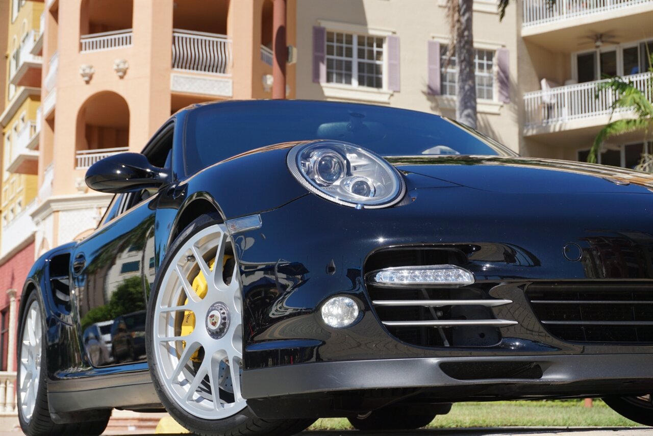 2013 Porsche 911 Turbo S - Photo 25 - Naples, FL 34104