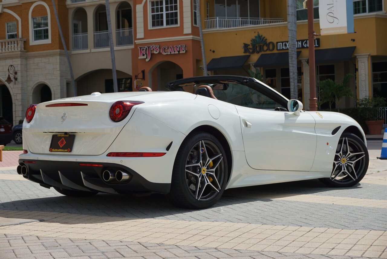 2017 Ferrari California T - Photo 35 - Naples, FL 34104