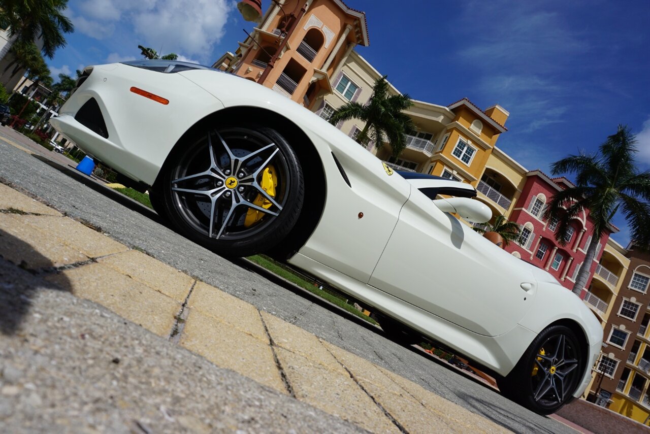 2017 Ferrari California T - Photo 57 - Naples, FL 34104