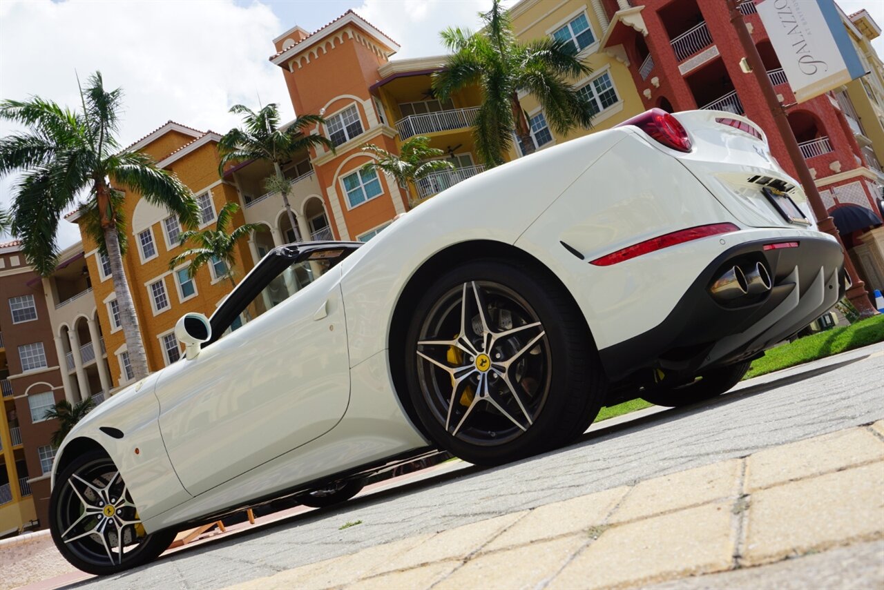 2017 Ferrari California T - Photo 40 - Naples, FL 34104