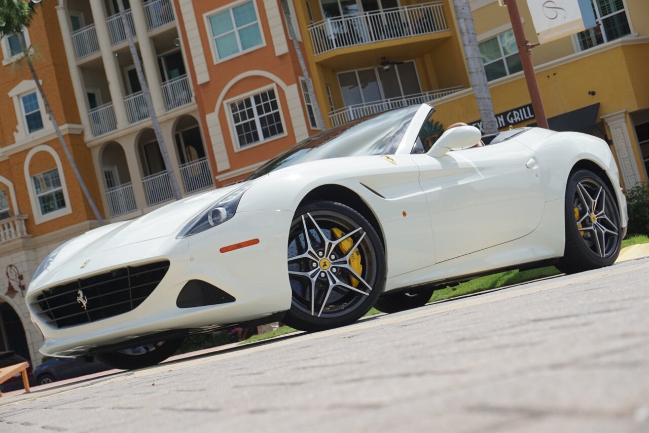 2017 Ferrari California T - Photo 65 - Naples, FL 34104
