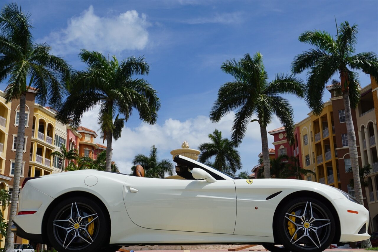 2017 Ferrari California T - Photo 31 - Naples, FL 34104