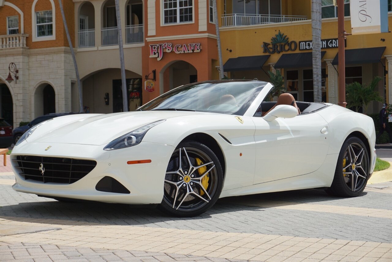 2017 Ferrari California T - Photo 9 - Naples, FL 34104