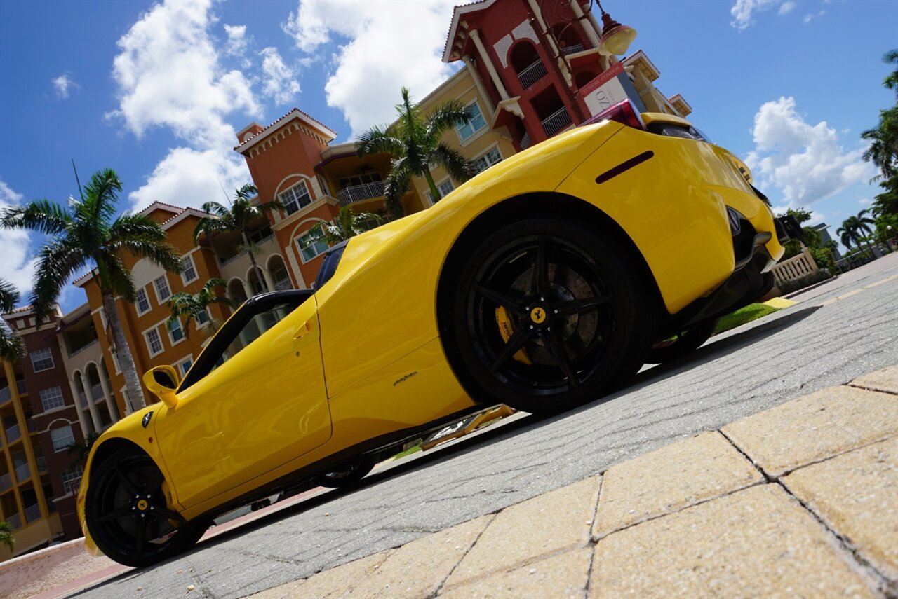 2013 Ferrari 458 Spider - Photo 37 - Naples, FL 34104