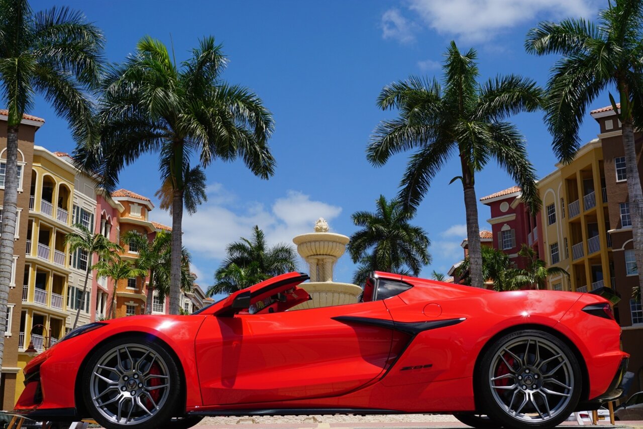 2024 Chevrolet Corvette Z06   - Photo 32 - Naples, FL 34104