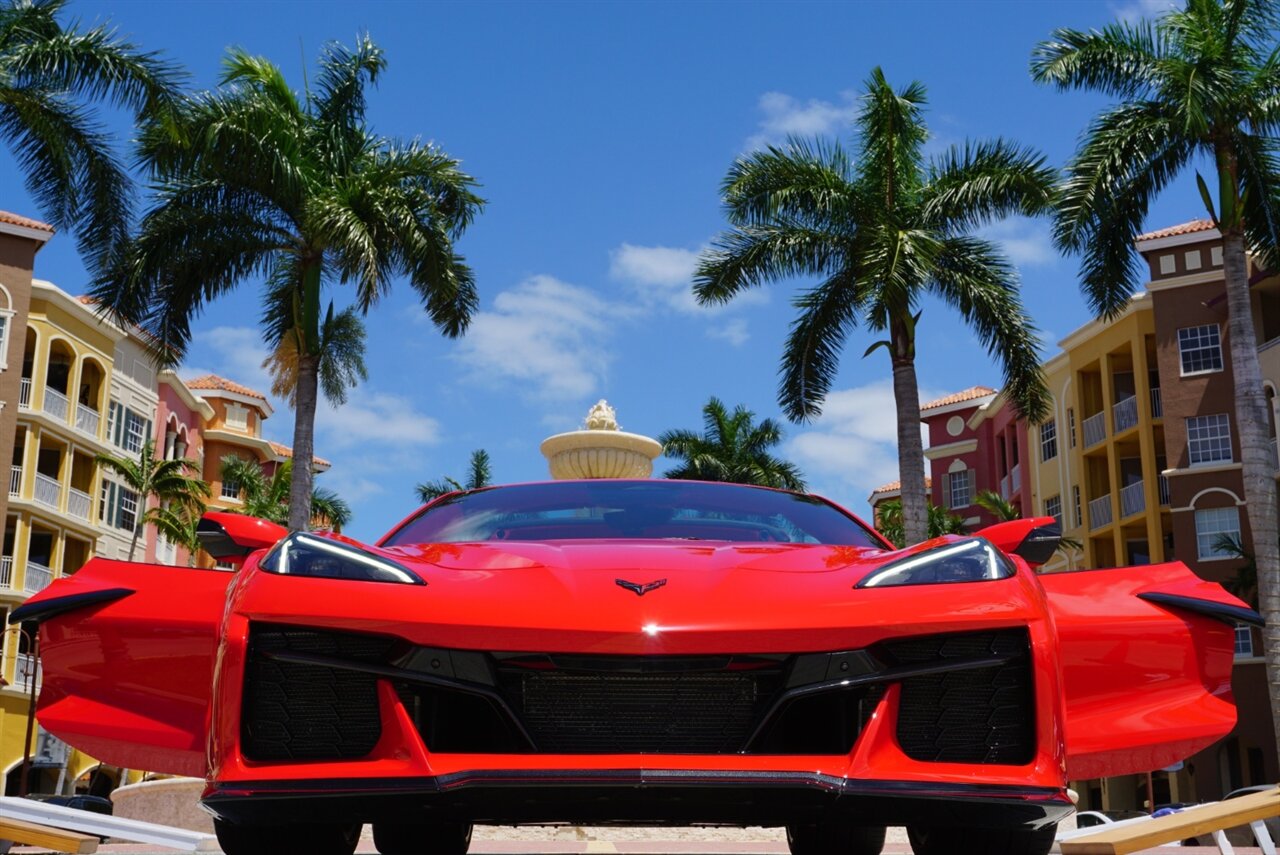 2024 Chevrolet Corvette Z06   - Photo 31 - Naples, FL 34104