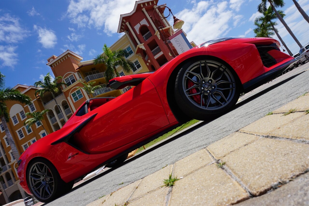2024 Chevrolet Corvette Z06   - Photo 37 - Naples, FL 34104