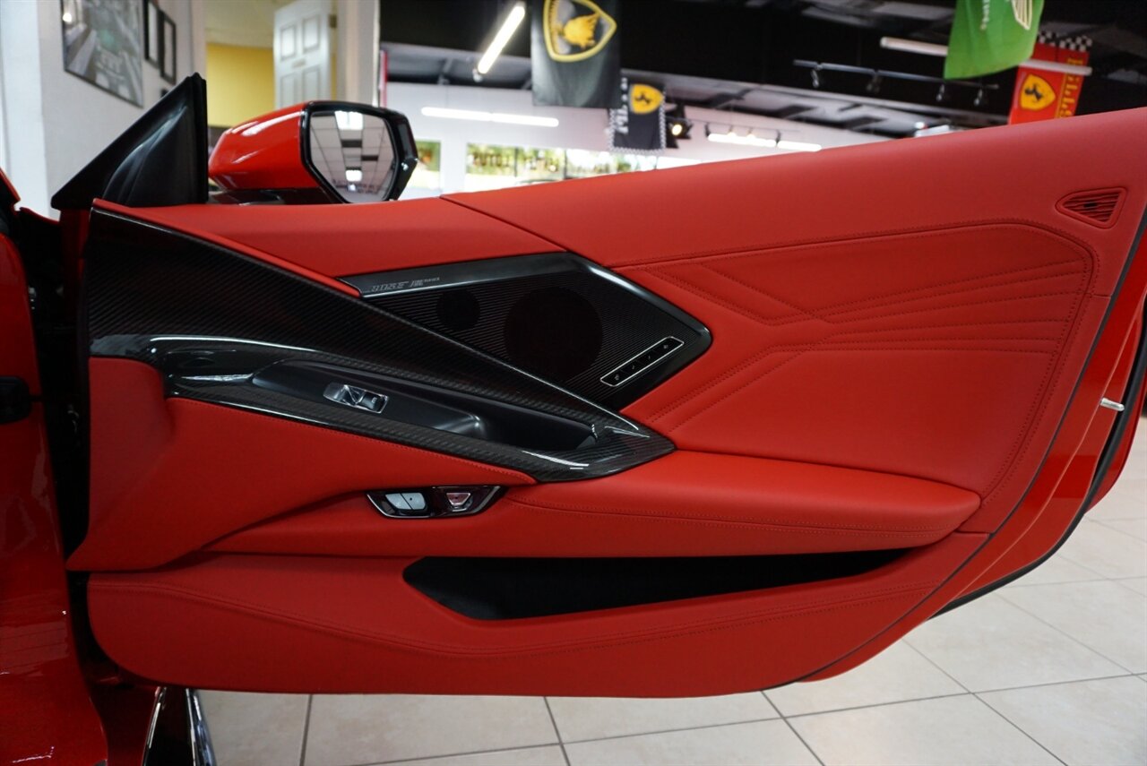 2024 Chevrolet Corvette Z06   - Photo 22 - Naples, FL 34104