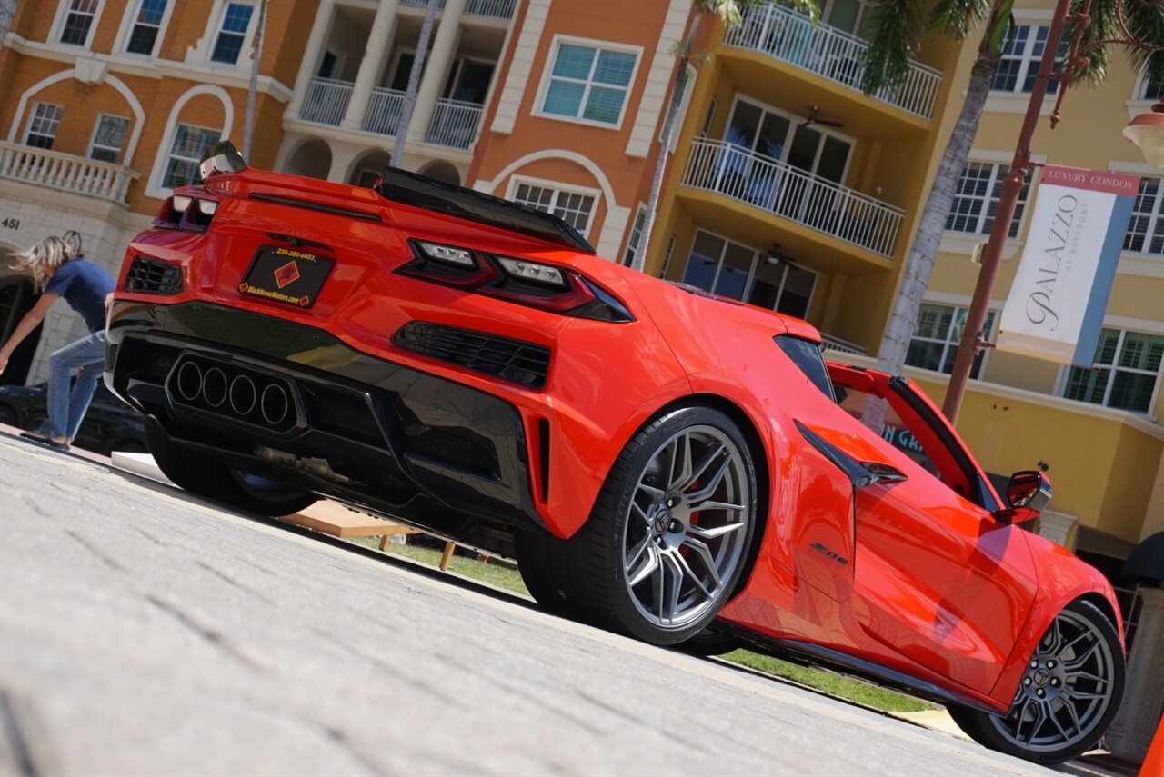 2024 Chevrolet Corvette Z06   - Photo 67 - Naples, FL 34104